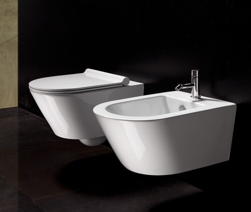 misa wc oraz bidet lorena z serii rimelss zdjecie 1 polskie kabiny